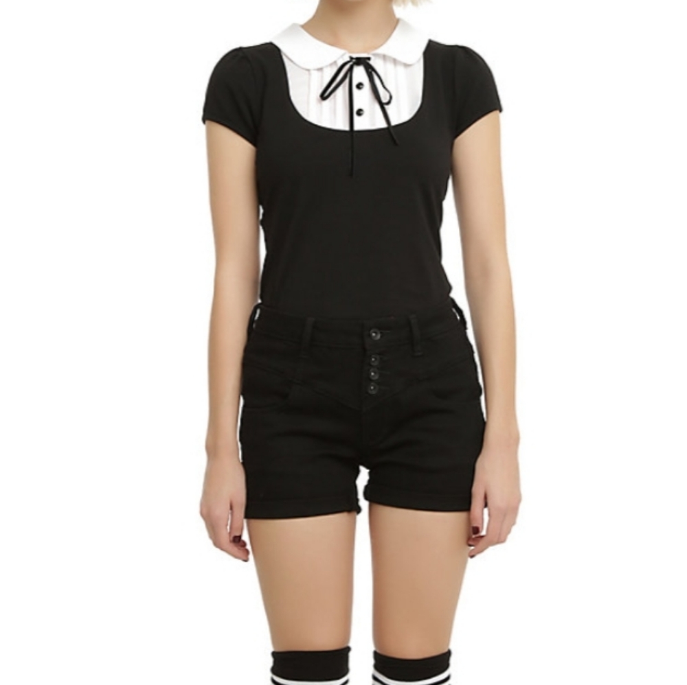 Hot Topic Black and Ivory Pintuck Collar Top